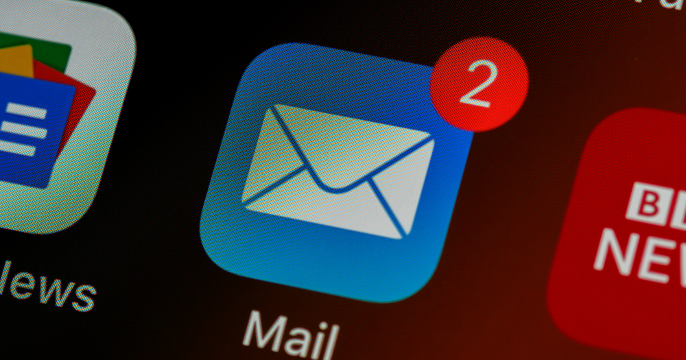 Mobile email app interface compatible with Klaviyo email marketing campaigns
